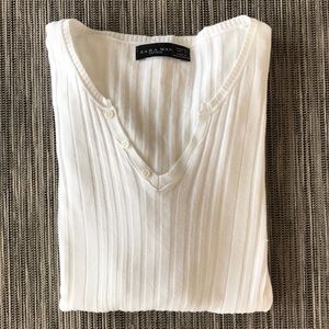 V-Neck Lightweight Knit Long Sleeve Sweater